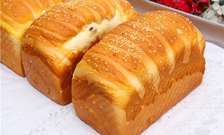 Yellowish Gel Bread Improver โครงสร้างขนมปังที่เหนือกว่า เพิ่มปริมาณ Bread Softening อย่างรวดเร็ว